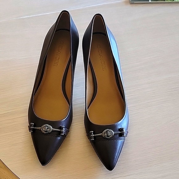 Coach "lauri" kitten heel. Size 8. Dark brown. - Picture 1 of 6